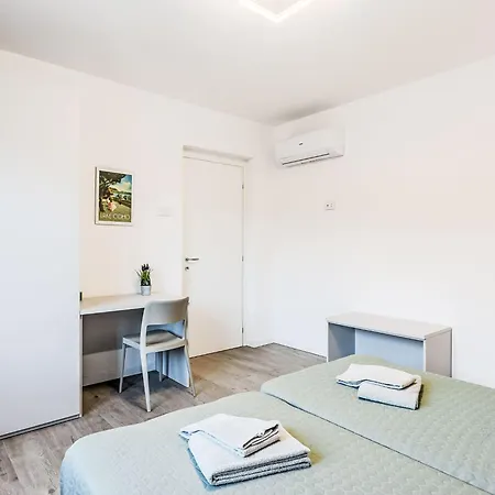 Piazzetta By Interhome