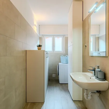 Piazzetta By Interhome Apartamento Dongo